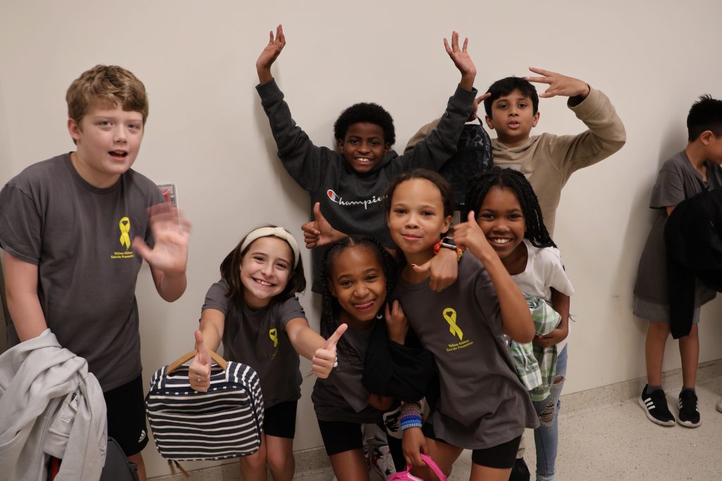 photo of Easton Elementary students giving thumbs up